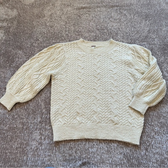 Free People Sweaters - Free People Cream Cable Knit Pullover Sweater